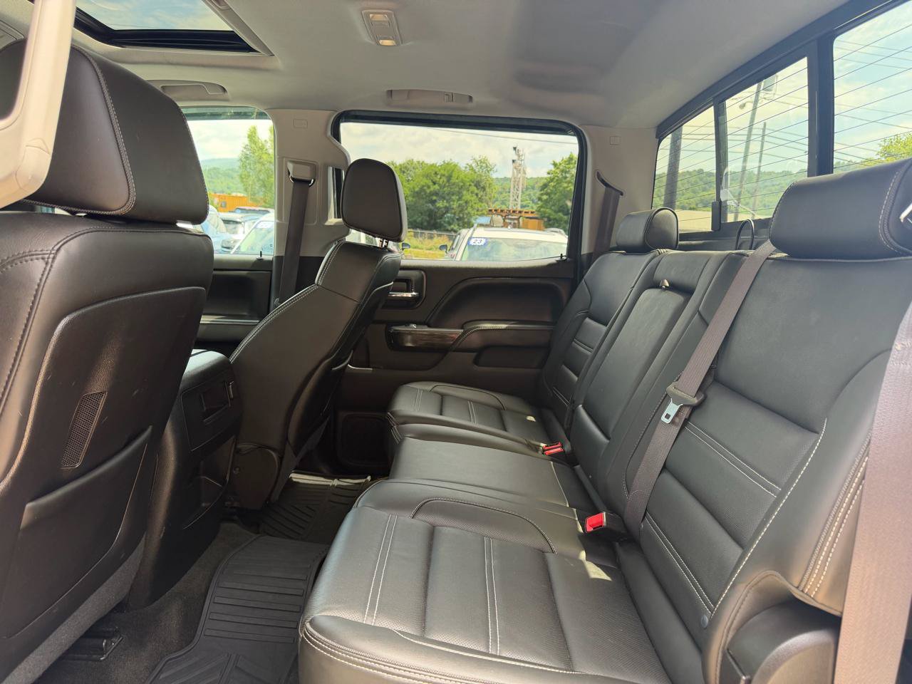 Used 2015 GMC Sierra 3500 Denali w/ Duramax Plus Package AWD/4WD image 20
