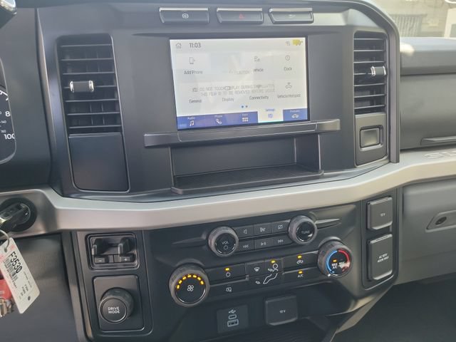 New 2024 Ford F350 XLT RWD image 25