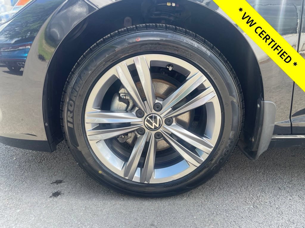 Certified 2022 Volkswagen Jetta SE FWD image 10