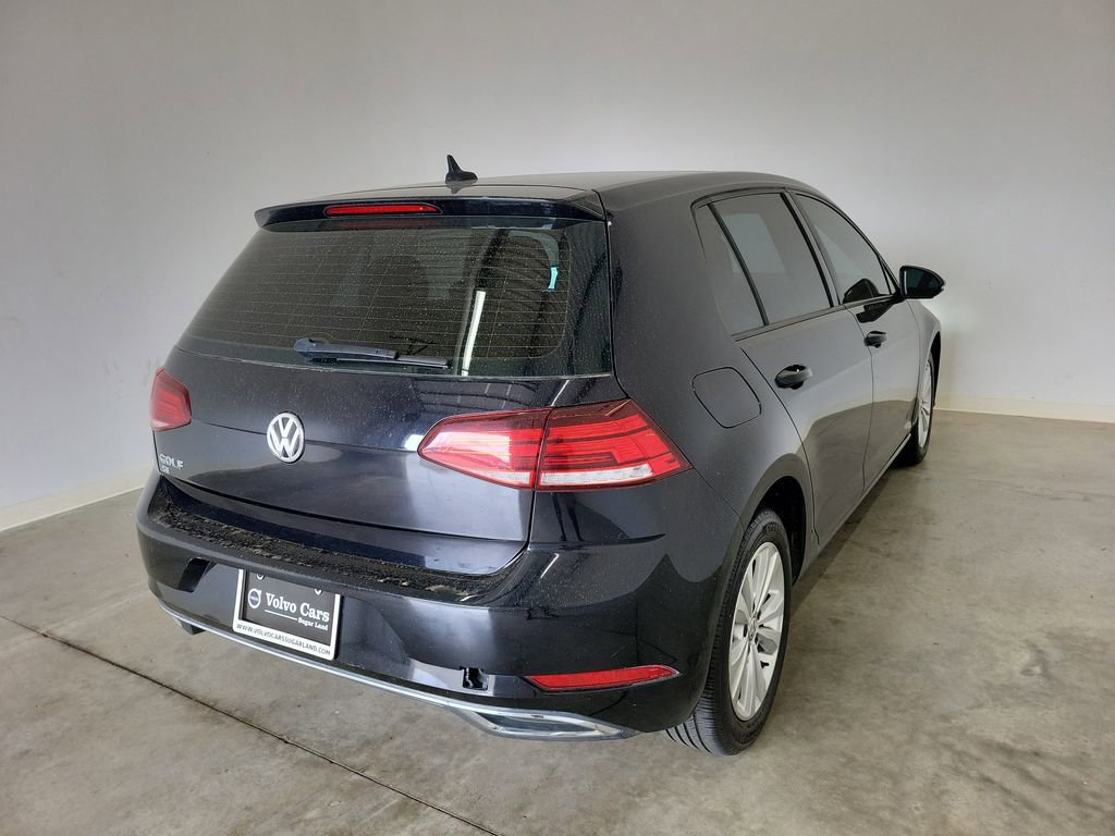Used 2019 Volkswagen Golf SE image 5