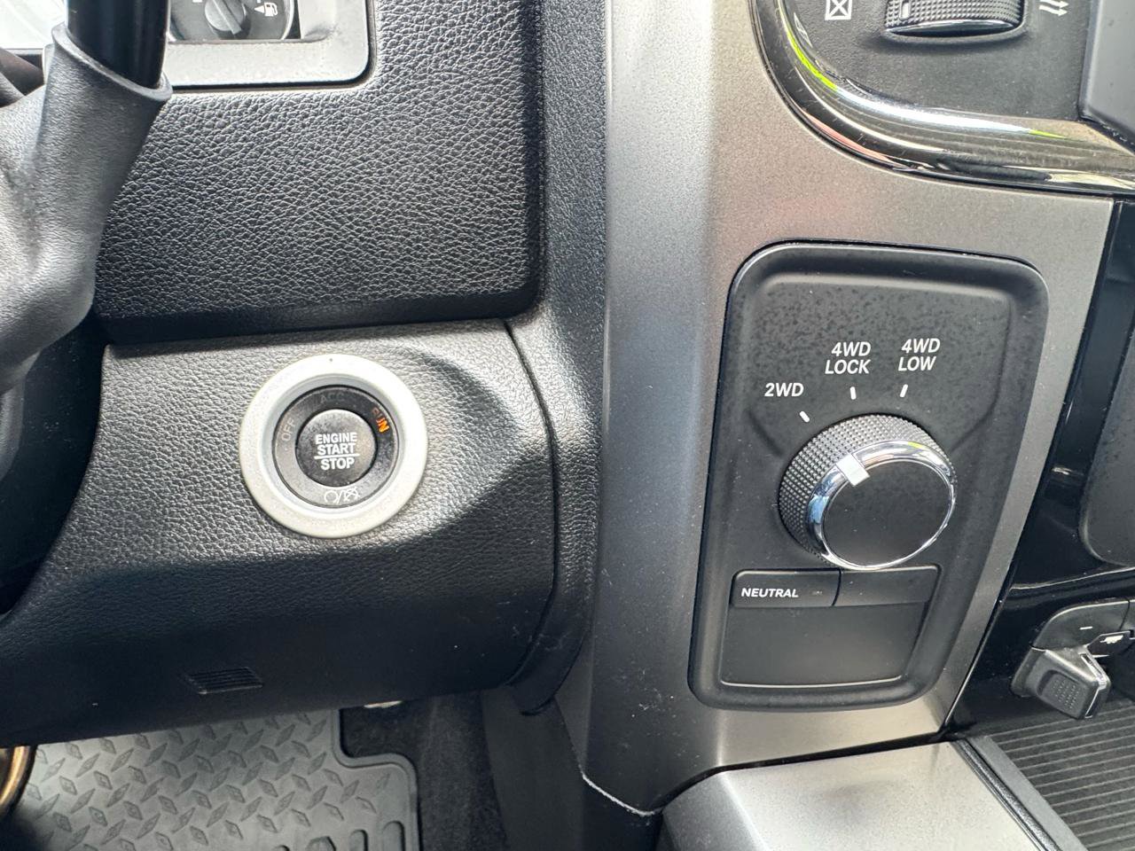 Used 2018 RAM 2500 Laramie w/ Sport Appearance Group image 47