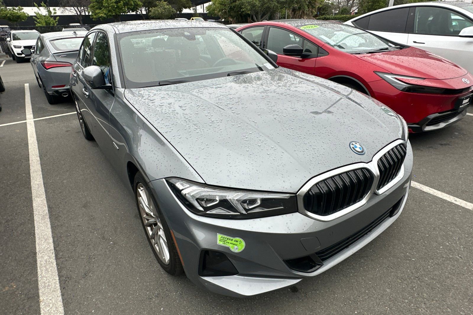 Used 2023 BMW 330e xDrive w/ Driving Assistance Package AWD/4WD image 2