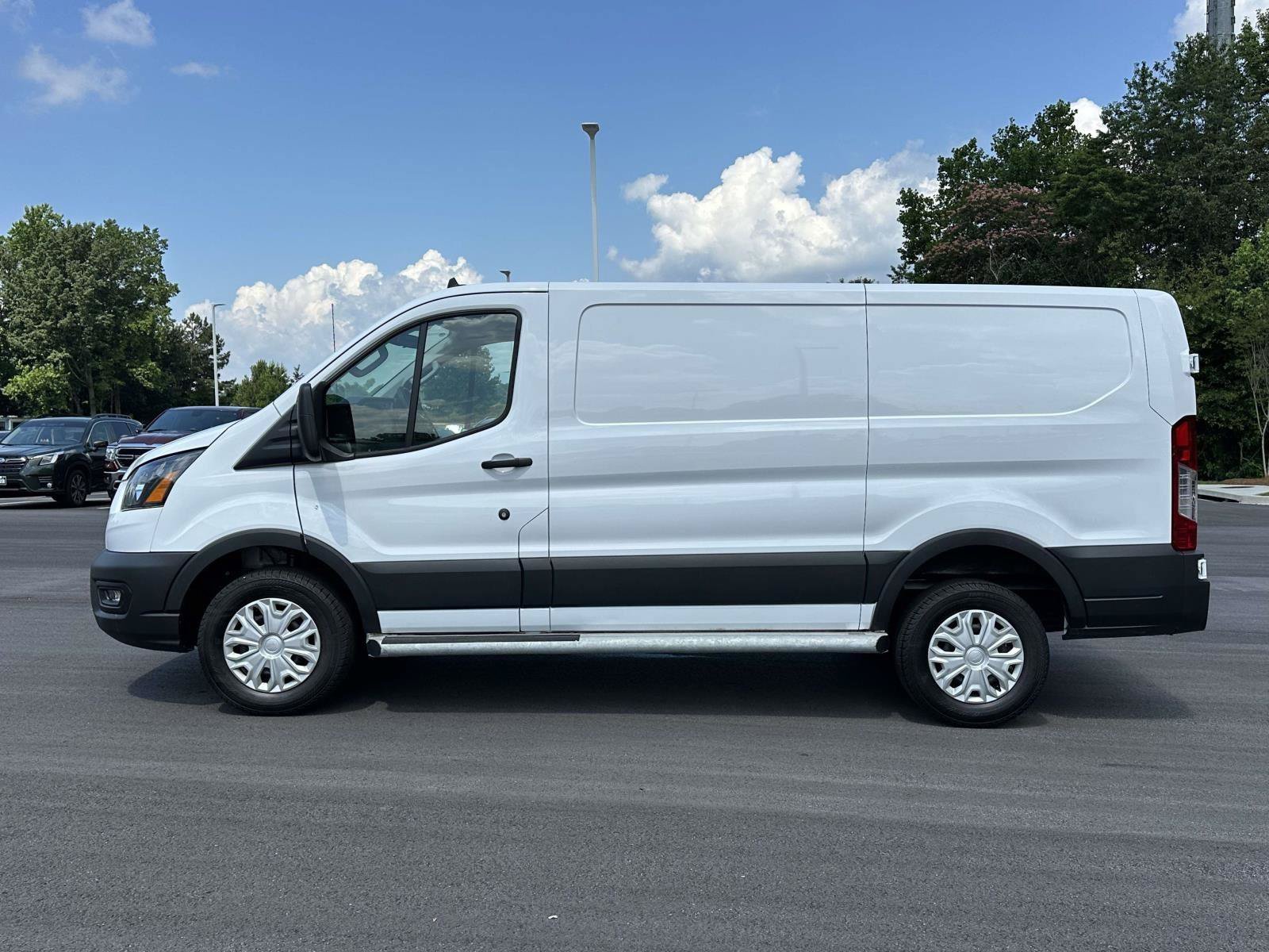 Used 2025 Ford Transit 250 Low Roof w/ Exterior Upgrade Package RWD image 22