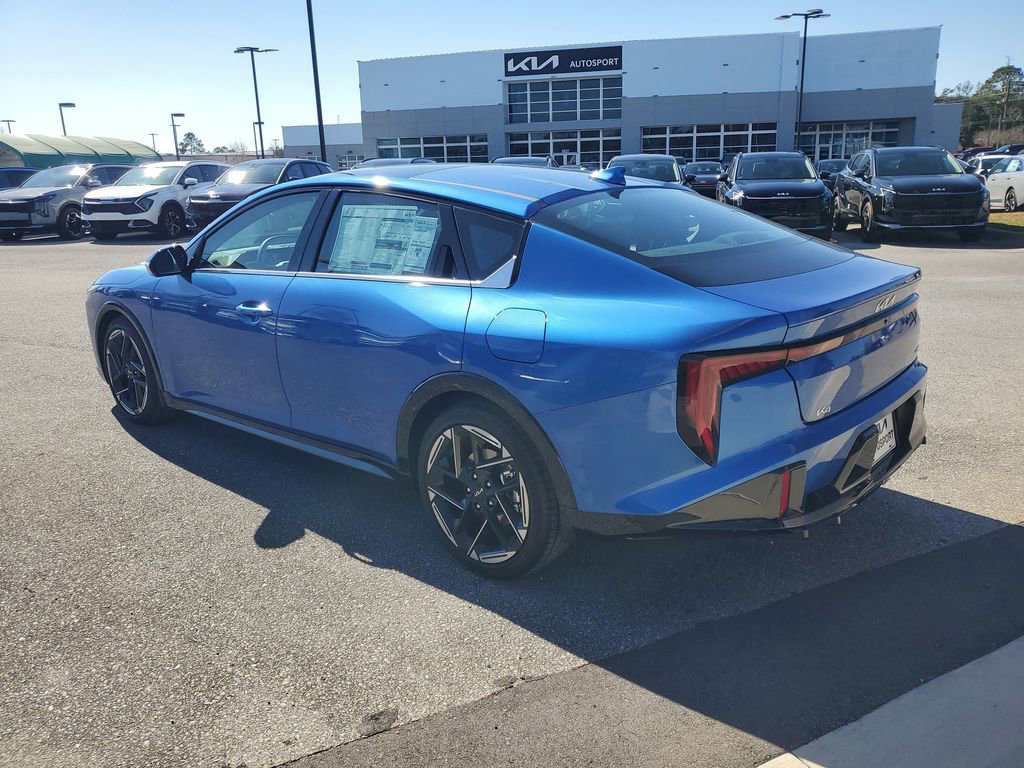 New 2025 Kia K4 GT-Line image 3