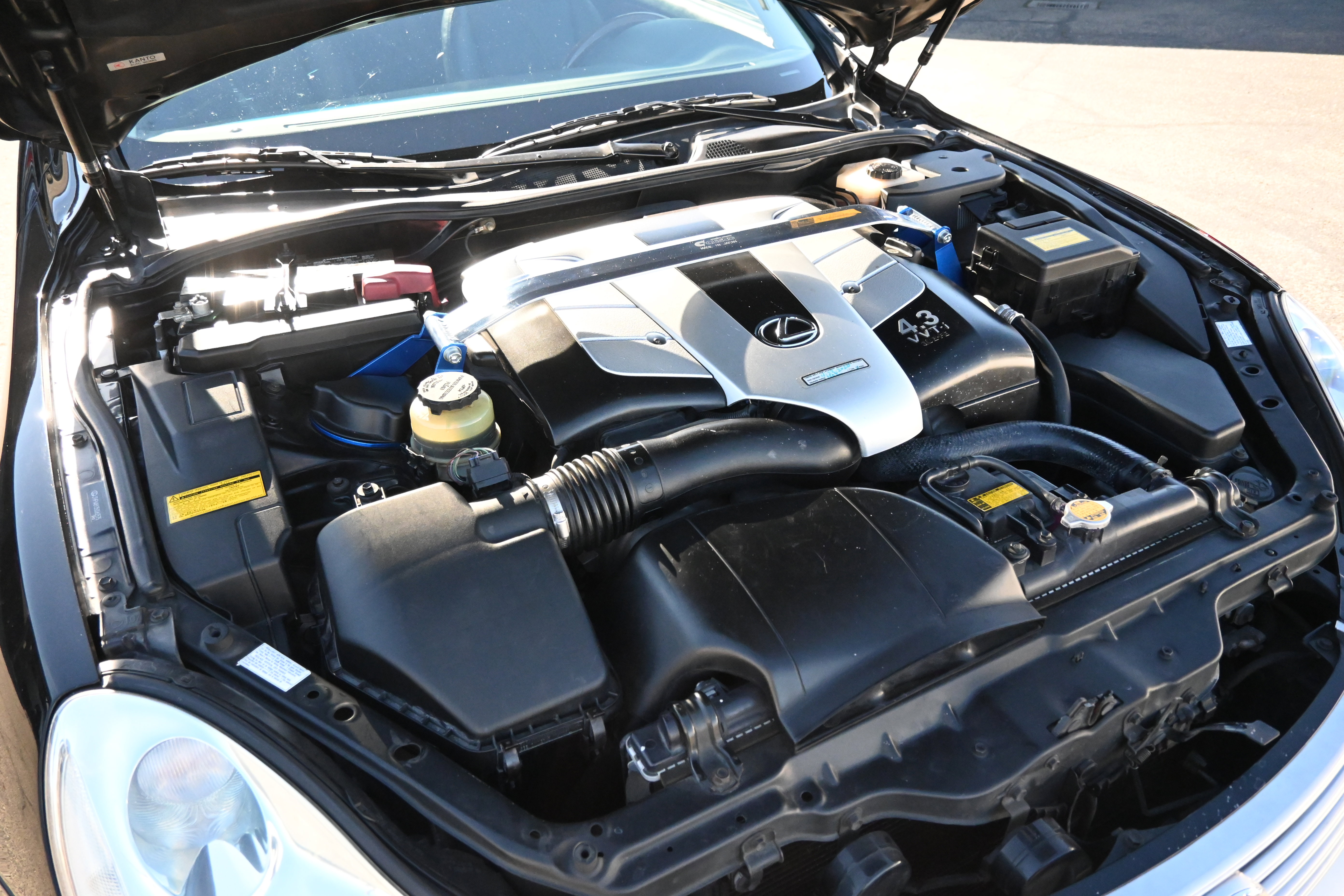 Used 2005 Lexus SC 430 Convertible image 25