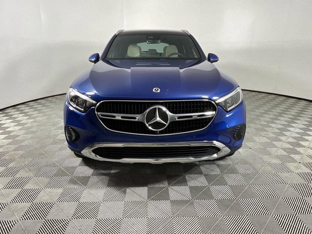 Used 2024 Mercedes-Benz GLC 300 4MATIC image 7