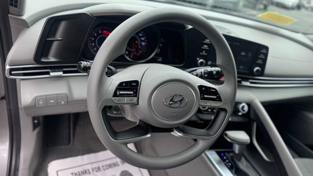Certified 2023 Hyundai Elantra SEL image 13