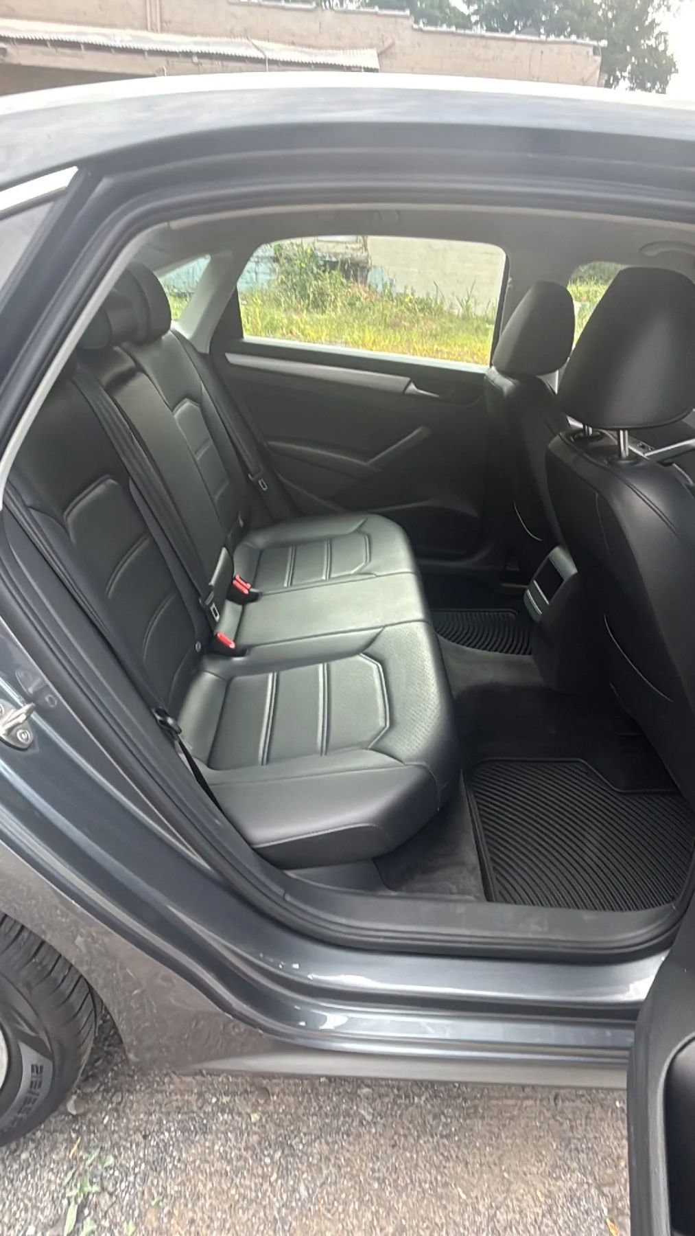 Used 2015 Volkswagen Passat 1.8T Limited Edition image 14