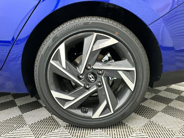New 2025 Hyundai Elantra SEL image 20