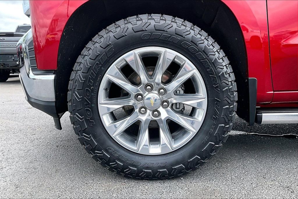 Used 2022 Chevrolet Silverado 1500 LTZ w/ LTZ Premium Package AWD/4WD image 36