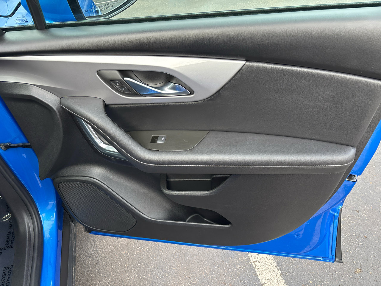 Used 2025 Chevrolet Blazer LT image 38