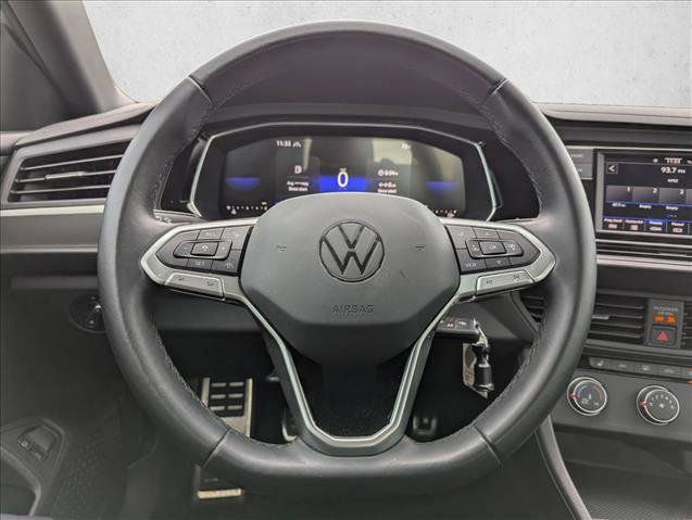 Used 2024 Volkswagen Jetta Sport image 15