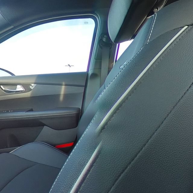 Used 2020 Kia Forte GT-Line FWD image 17