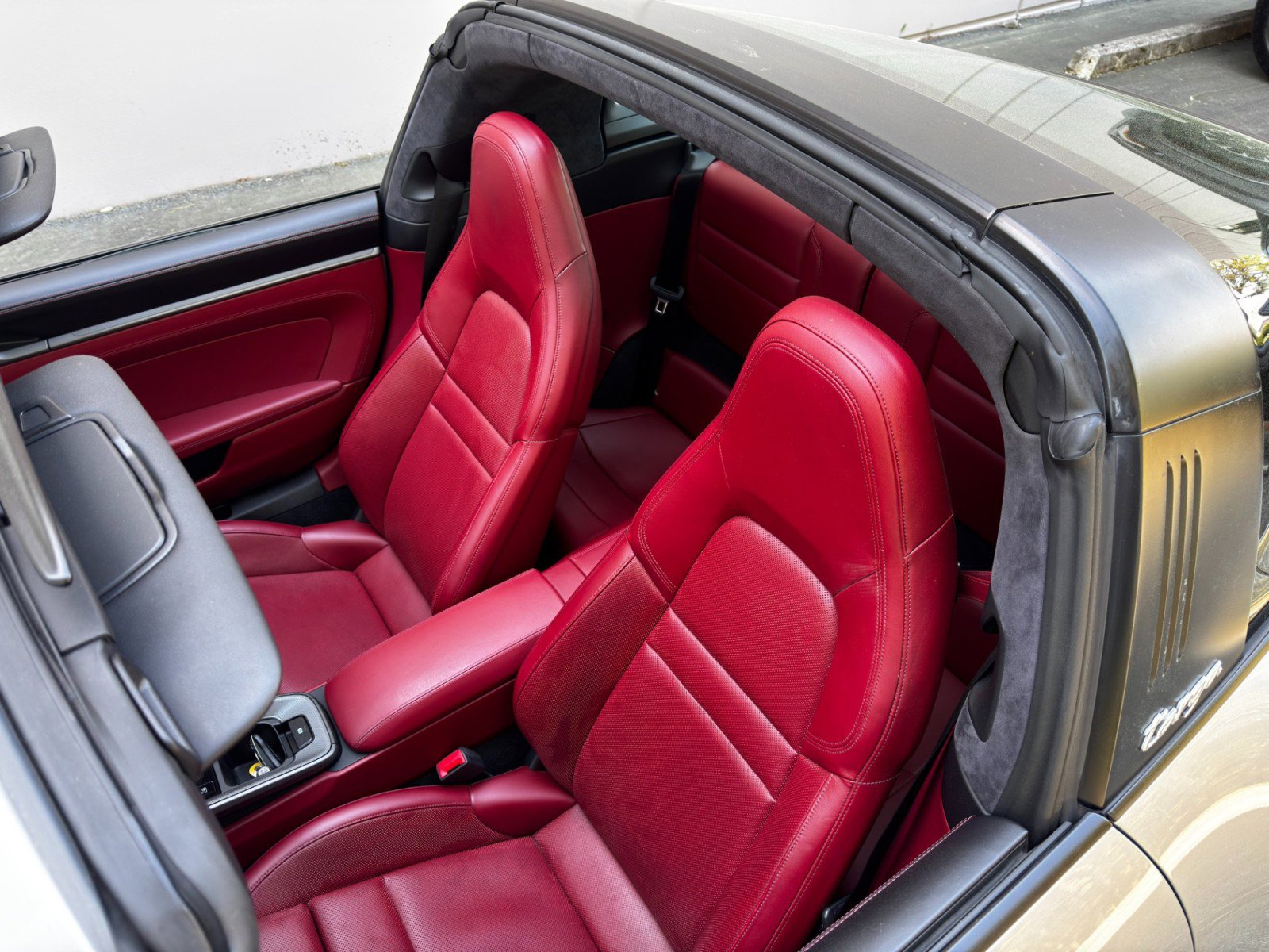 Used 2021 Porsche 911 Targa 4S image 40