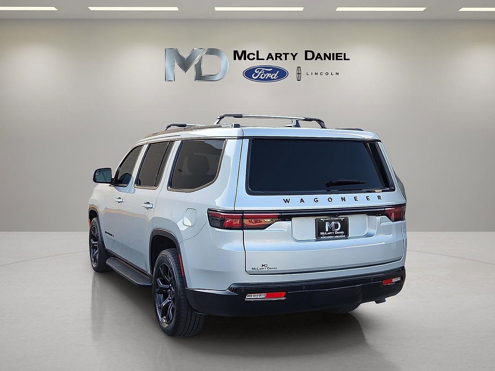 Used 2024 Jeep Wagoneer Series II image 4