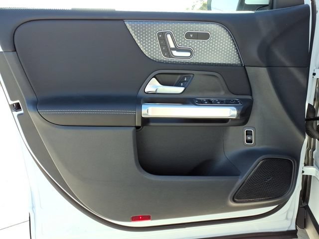New 2026 Mercedes-Benz GLB 250 4MATIC image 12
