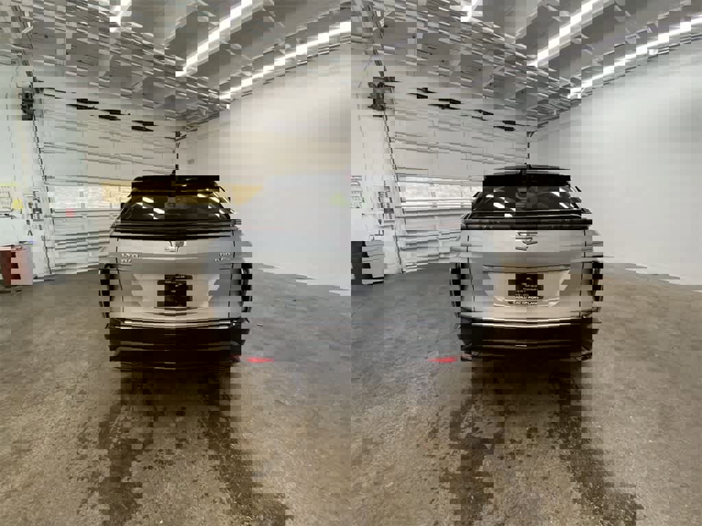 Certified 2025 Cadillac Lyriq Luxury image 5