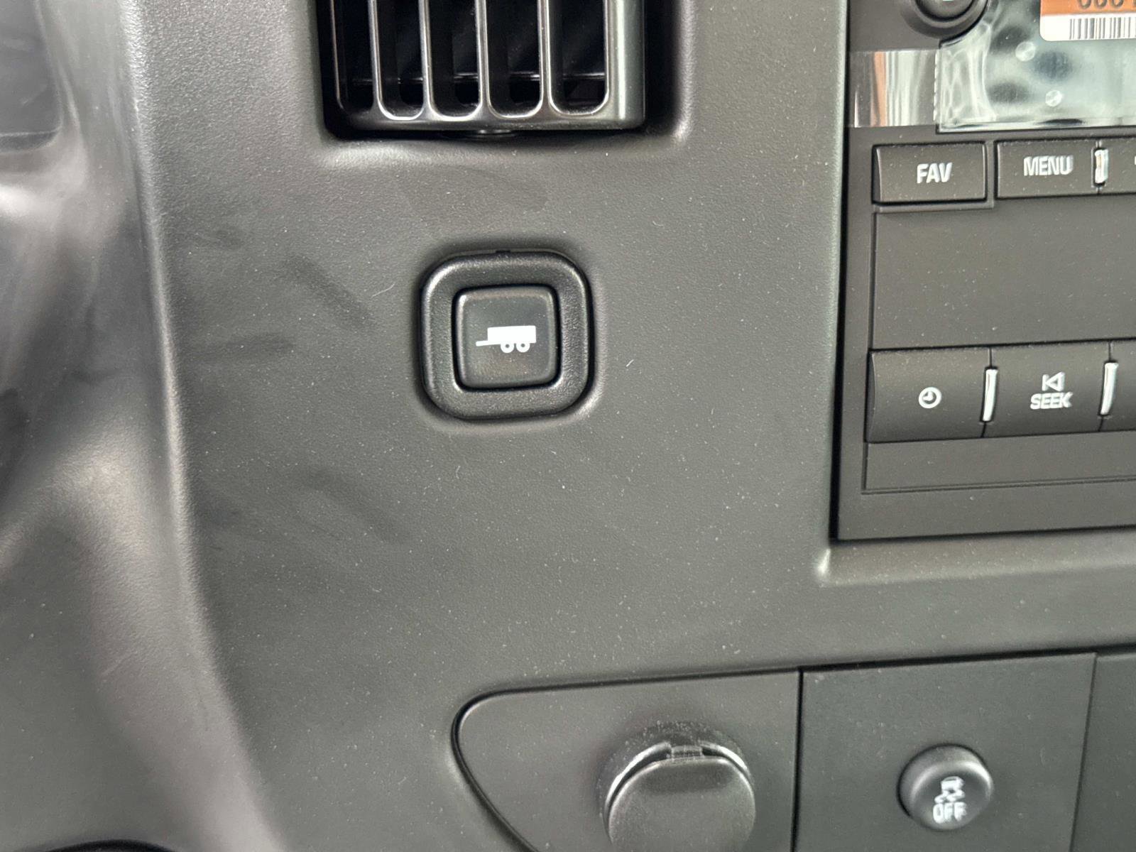 New 2025 GMC Savana 2500 w/ Driver Convenience Package RWD image 13