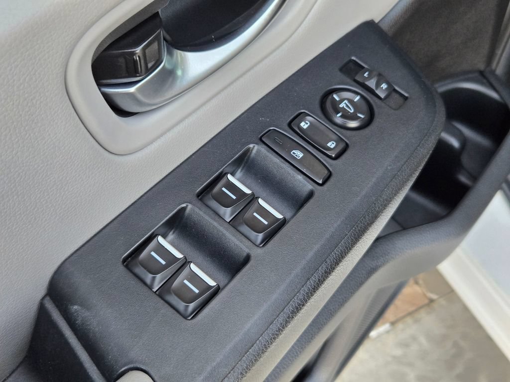 Used 2024 Honda Pilot Touring image 12