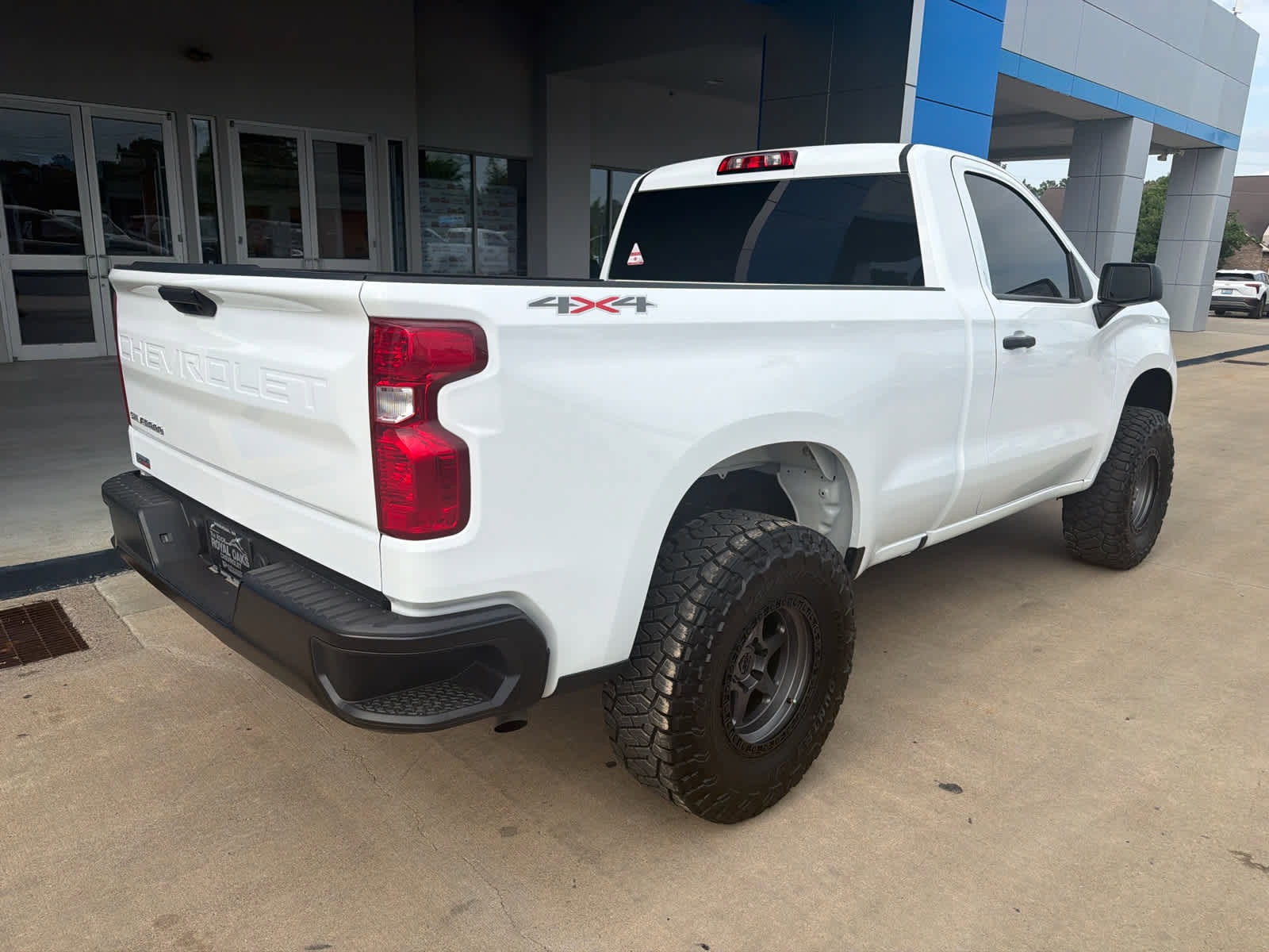 Used 2025 Chevrolet Silverado 1500 W/T w/ WT Value Package AWD/4WD image 6