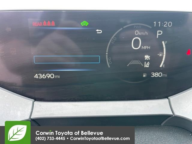 Used 2024 Toyota Prius LE image 16