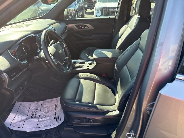 Used 2023 Chevrolet Traverse LT AWD/4WD image 11