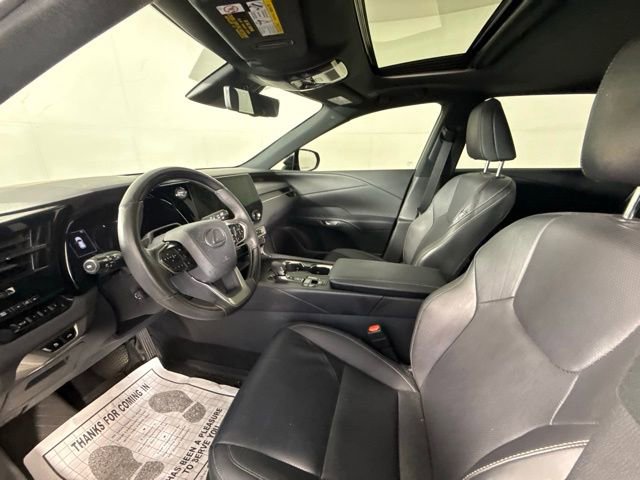 Used 2023 Lexus RX 350 w/ Accessory Package (Z1) image 18