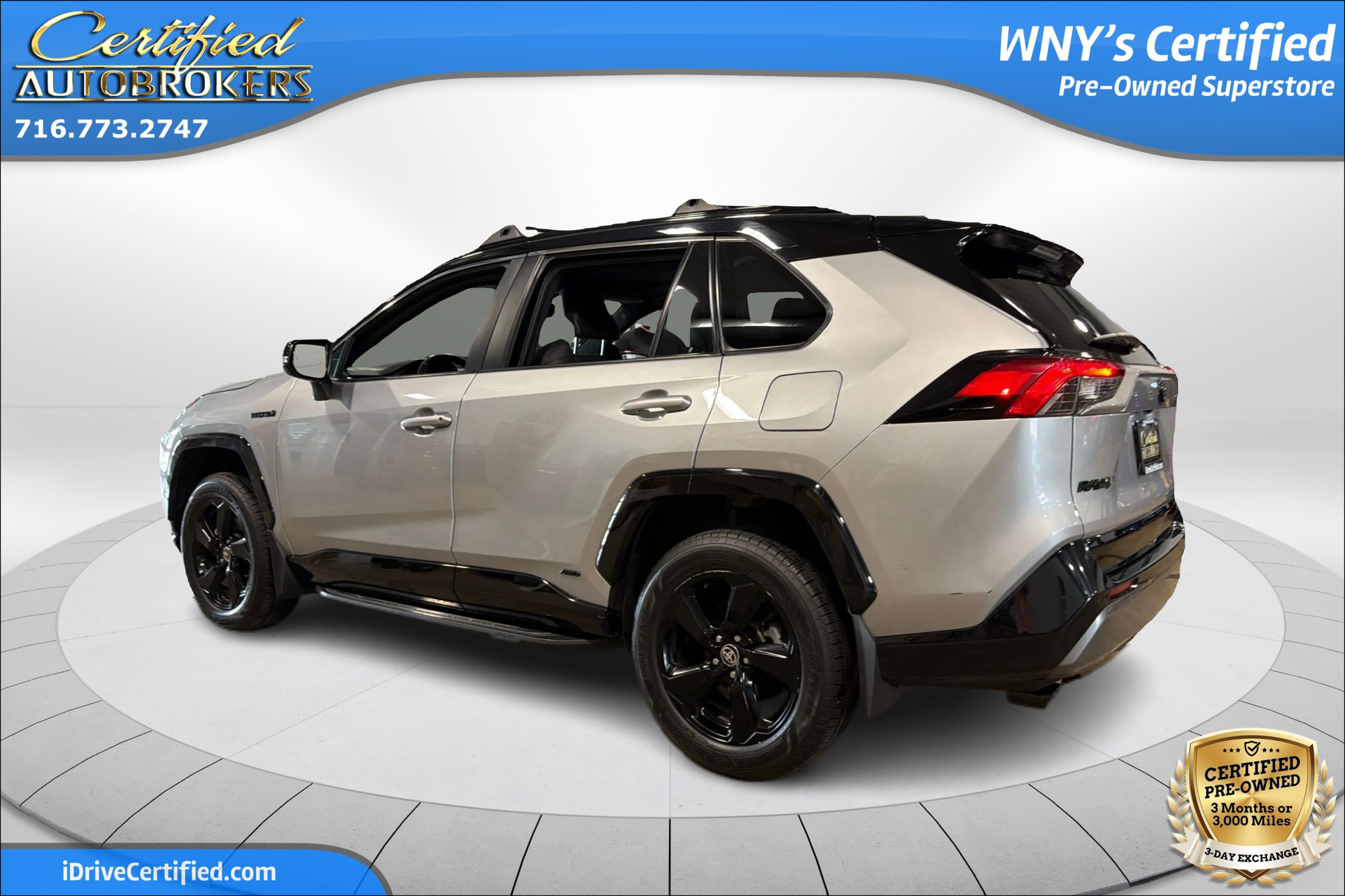 Used 2021 Toyota RAV4 XSE AWD/4WD image 8