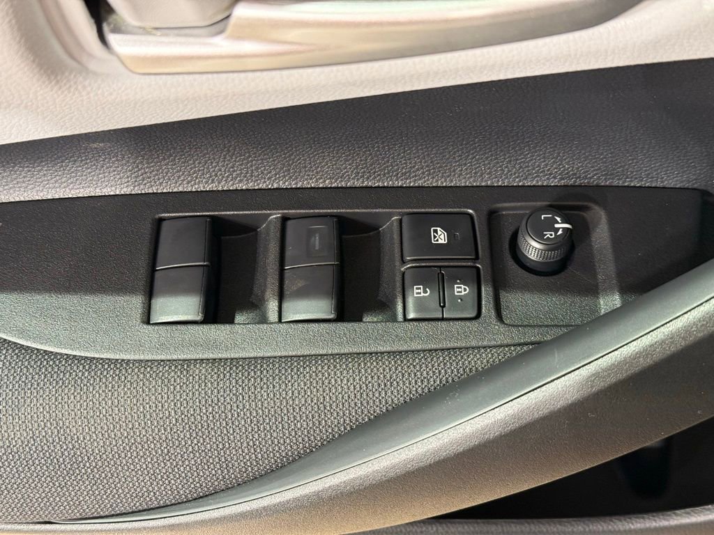 New 2026 Toyota Corolla SE FWD image 15