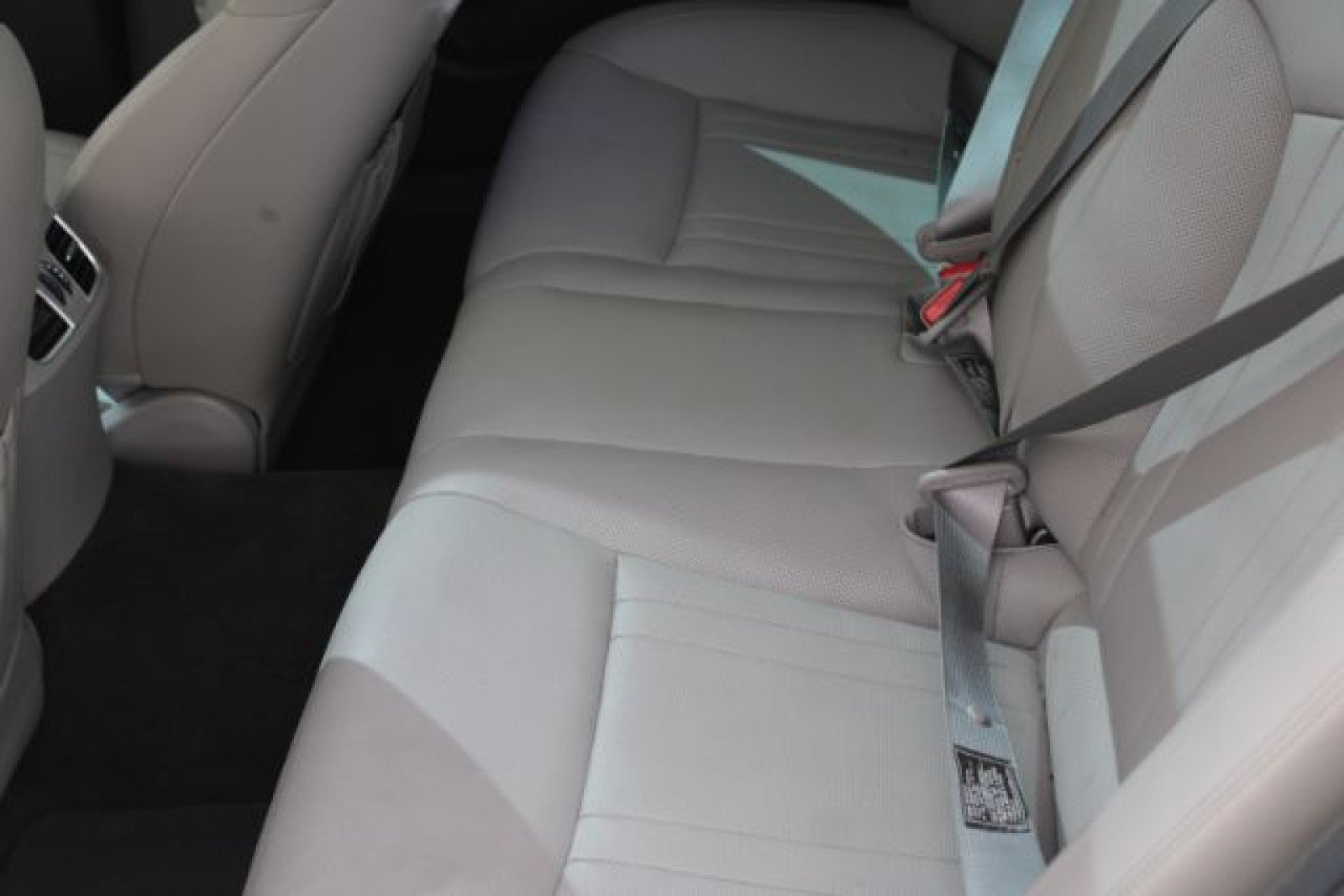 Used 2018 Genesis G80 3.8 w/ Option Group 02 RWD image 18