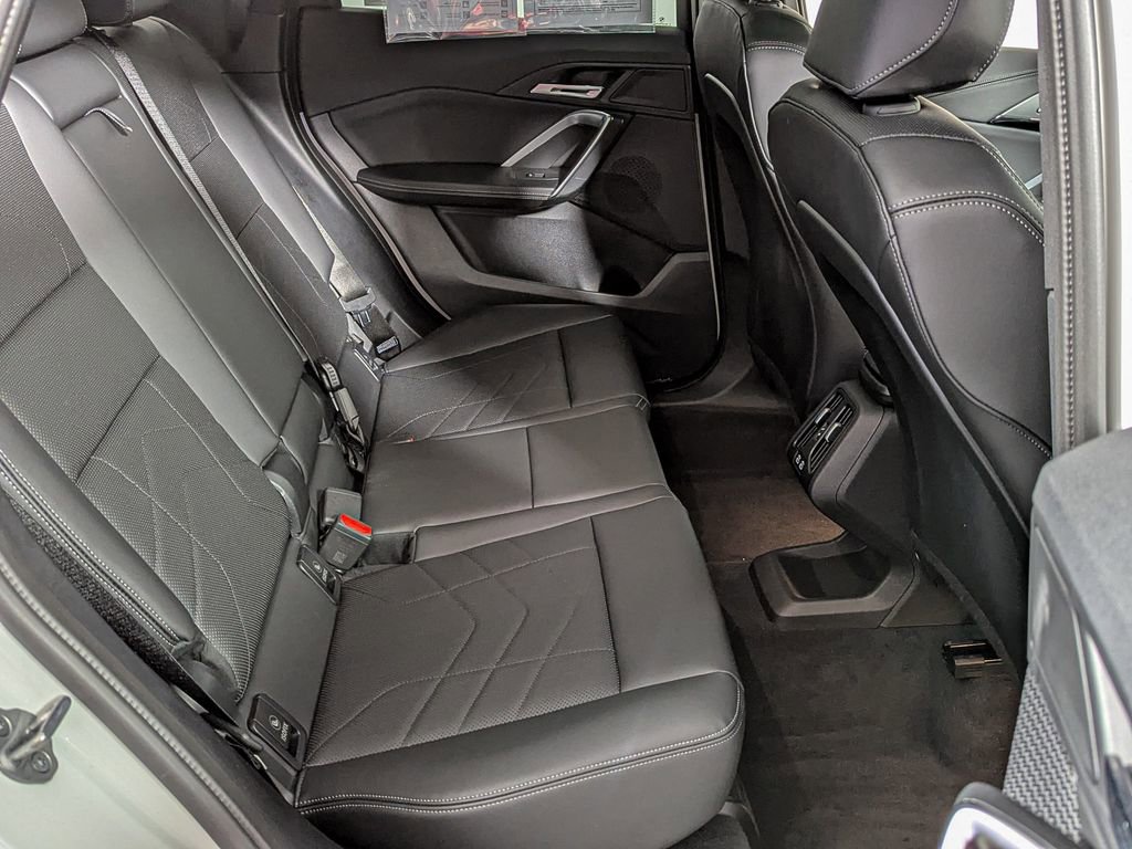 Used 2025 BMW X1 xDrive28i w/ Technology Package image 37