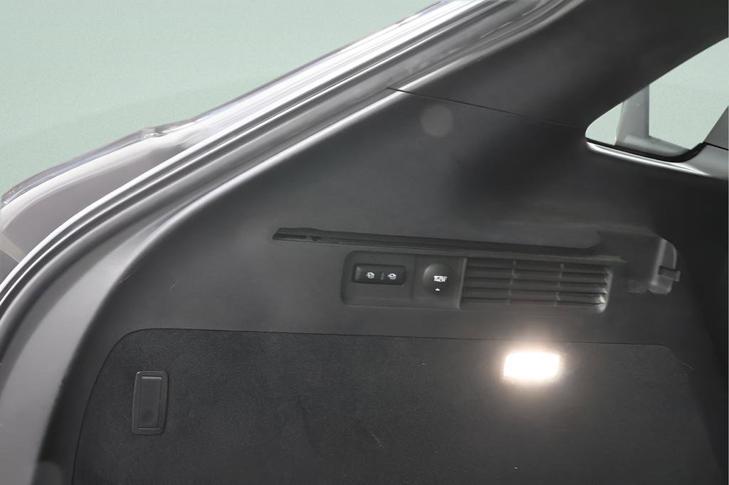 Used 2016 Lincoln MKX Select w/ Select Plus Package AWD/4WD image 29