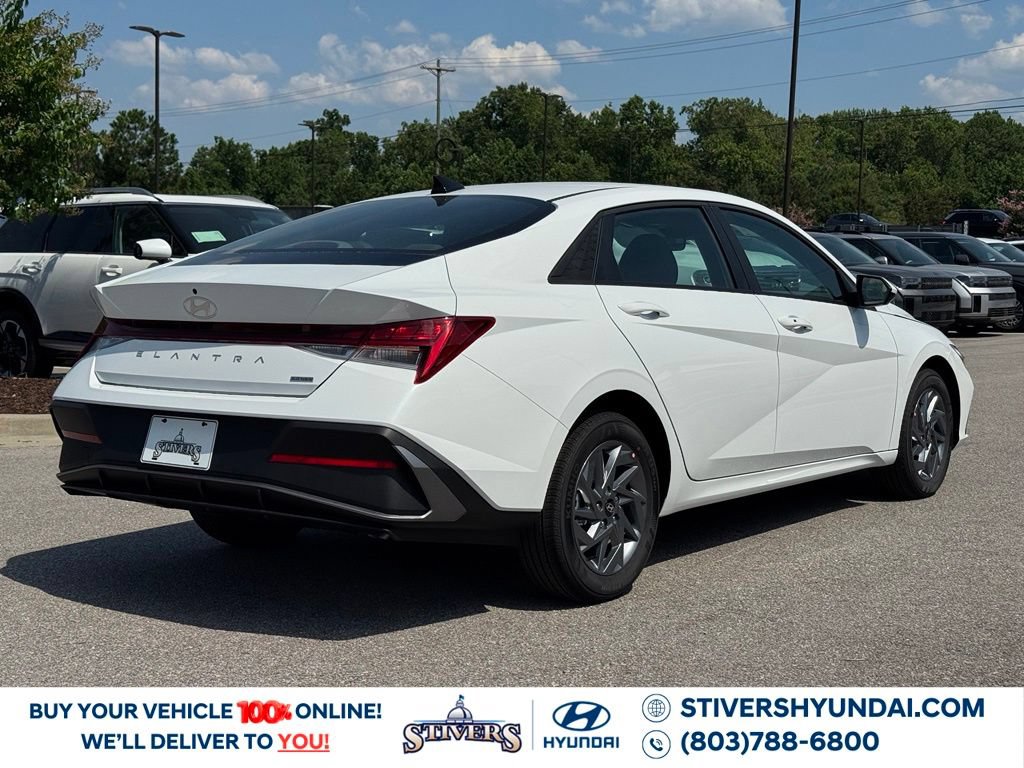 New 2026 Hyundai Elantra Hybrid FWD image 13