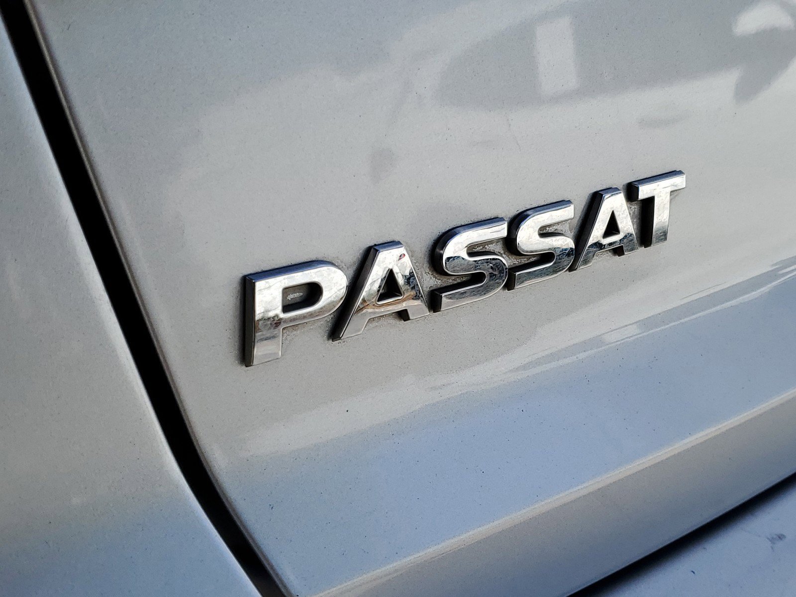 Used 2019 Volkswagen Passat 2.0T Wolfsburg image 8