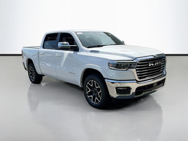 New 2026 RAM 1500 Laramie AWD/4WD image 3