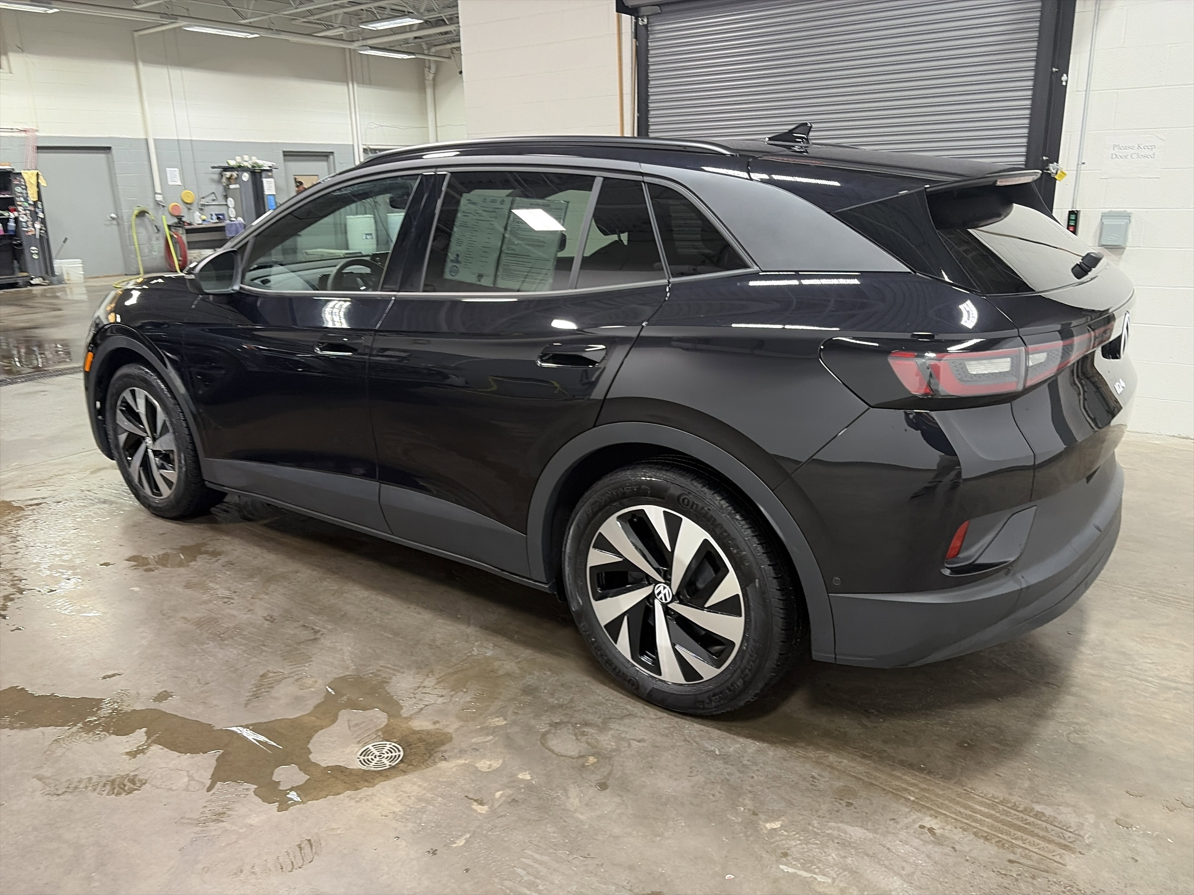 Certified 2024 Volkswagen ID.4 2WD image 5