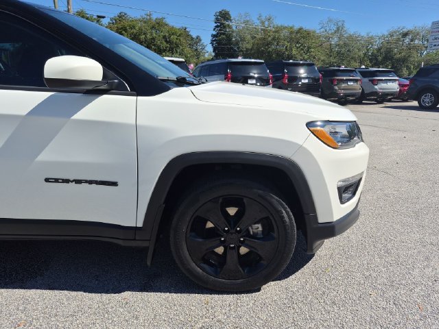 Used 2021 Jeep Compass Latitude FWD image 10