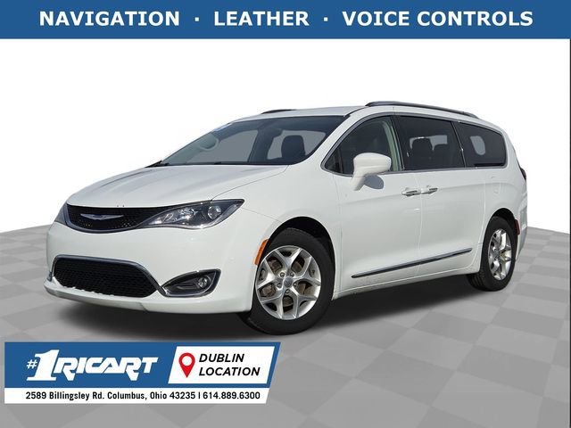 Used 2019 Chrysler Pacifica Touring-L Plus w/ Tire & Wheel Group image 1