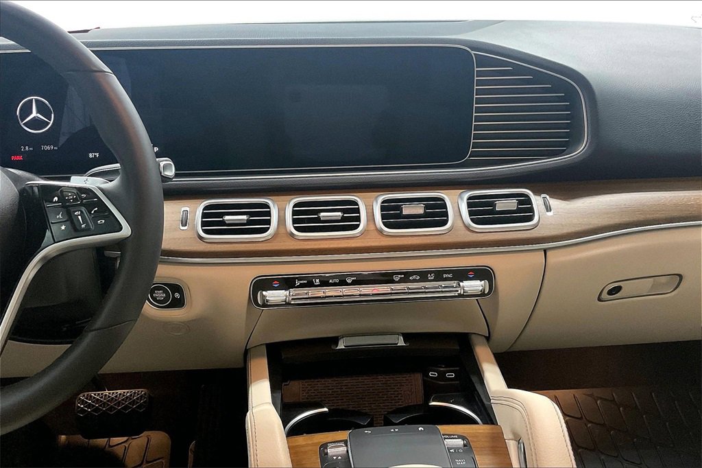 Used 2024 Mercedes-Benz GLE 450 4MATIC image 6