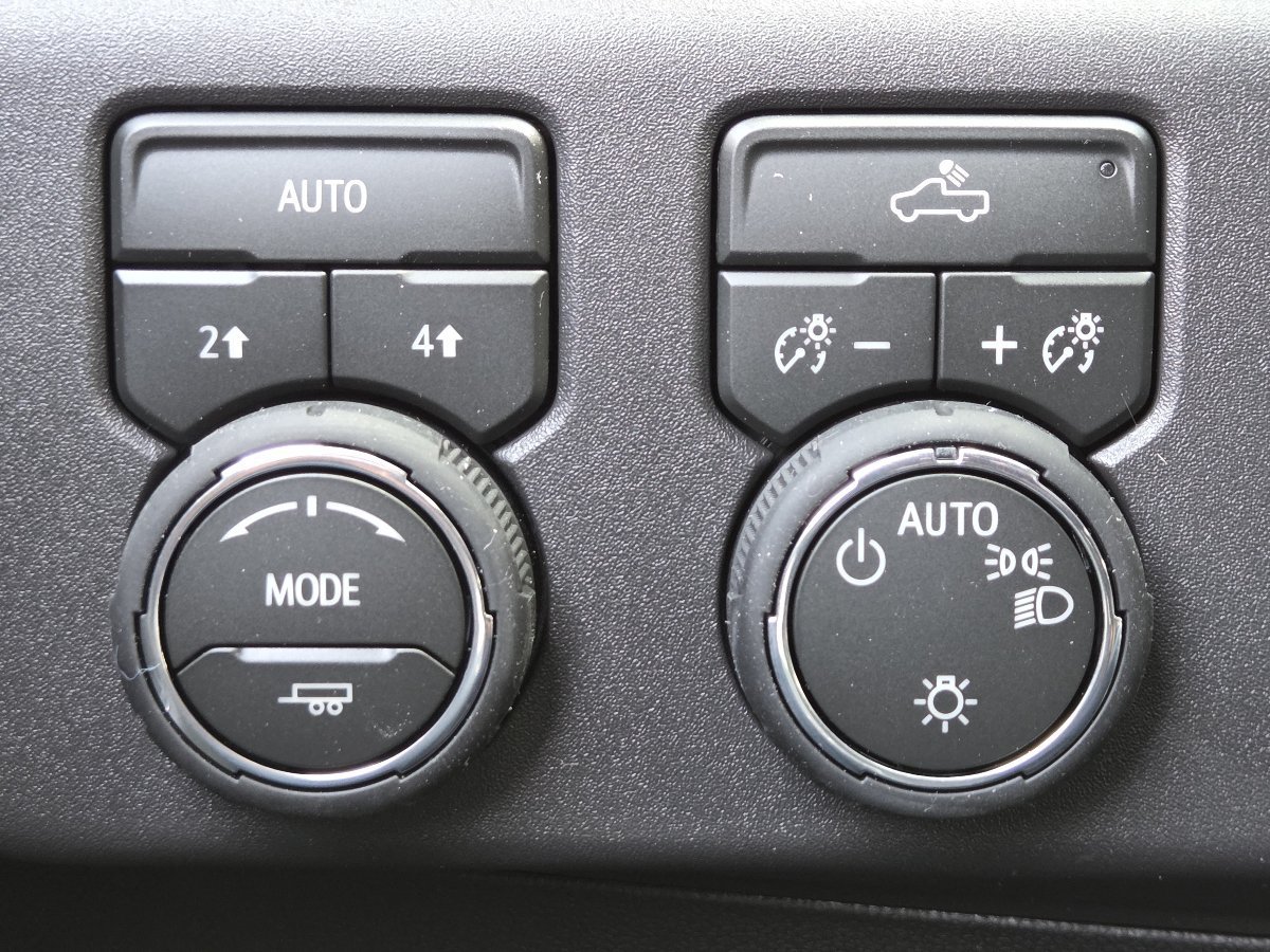 New 2026 Chevrolet Silverado 1500 LT AWD/4WD image 6