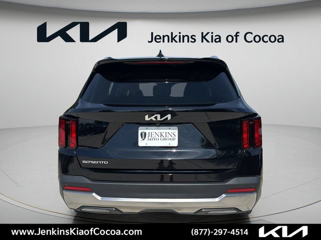 Certified 2026 Kia Sorento S w/ S Panoramic Sunroof Package FWD image 6