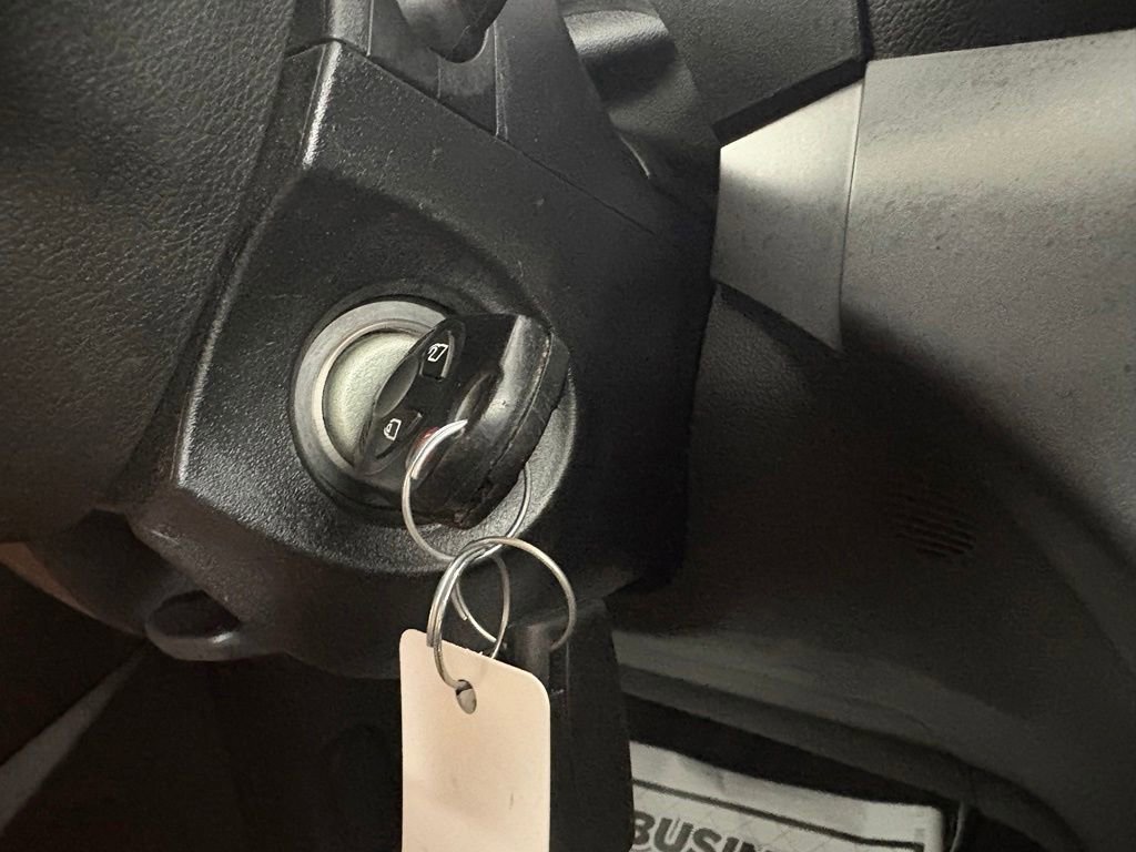 Used 2018 Ford Escape SE w/ SE Sync 3 Package FWD image 29
