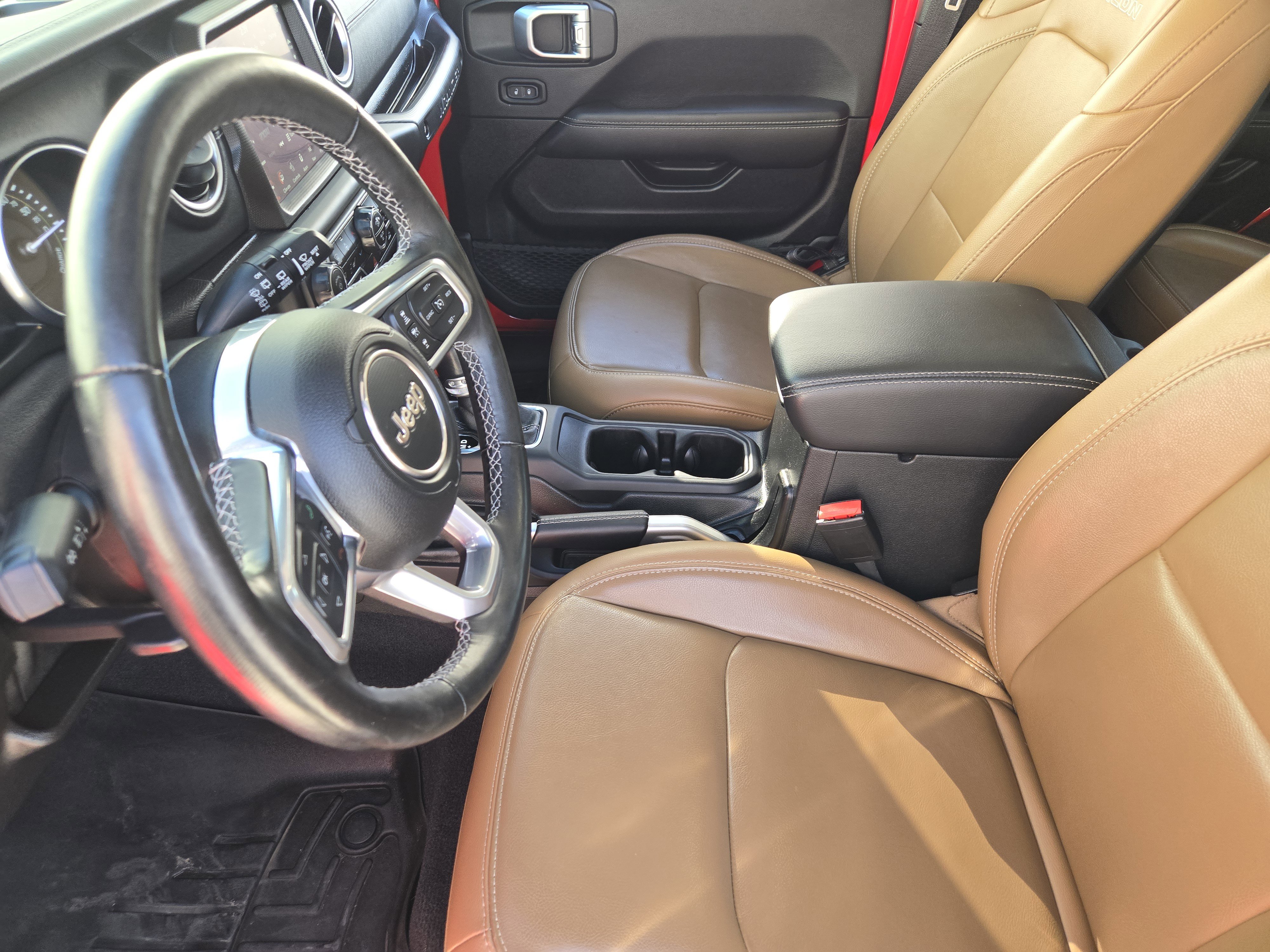 Used 2021 Jeep Wrangler Unlimited Rubicon 4xe w/ Steel Bumper Group image 16