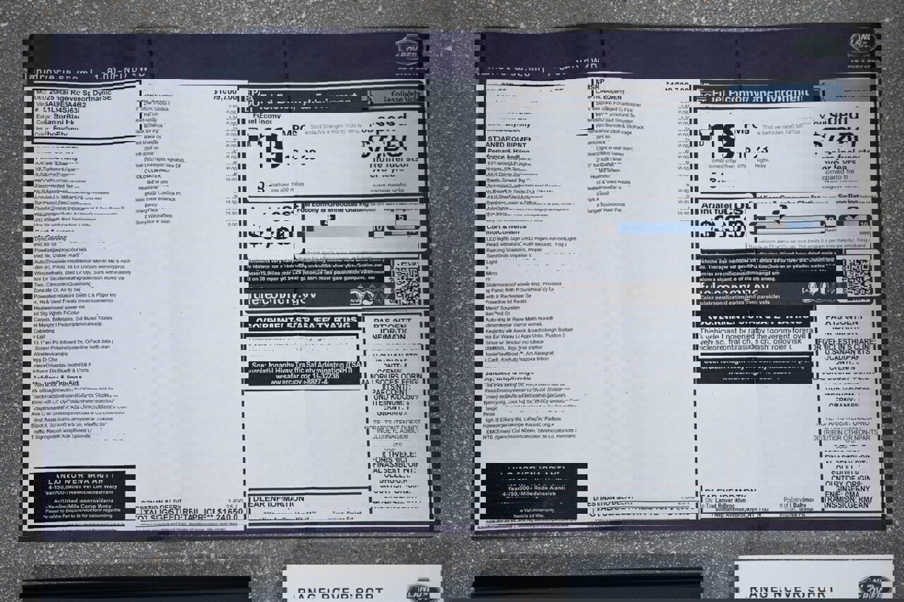 Used 2025 Land Rover Range Rover Sport Dynamic SE image 22