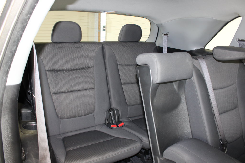 Used 2012 Kia Sorento FWD w/ Third Row Pkg image 8