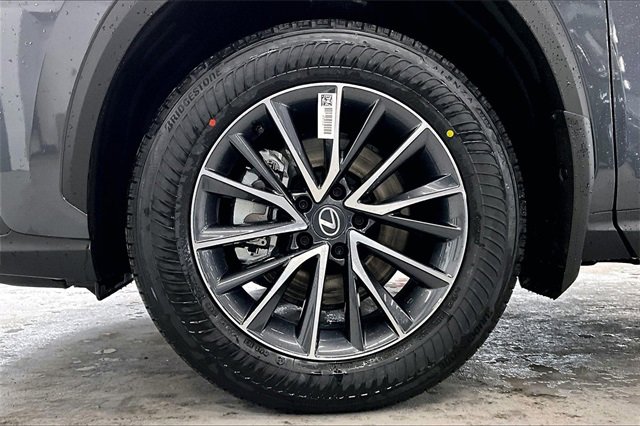 New 2026 Lexus NX 350h AWD w/ Premium Package image 12