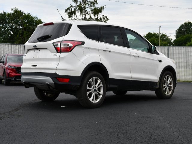 Used 2017 Ford Escape SE AWD/4WD image 7