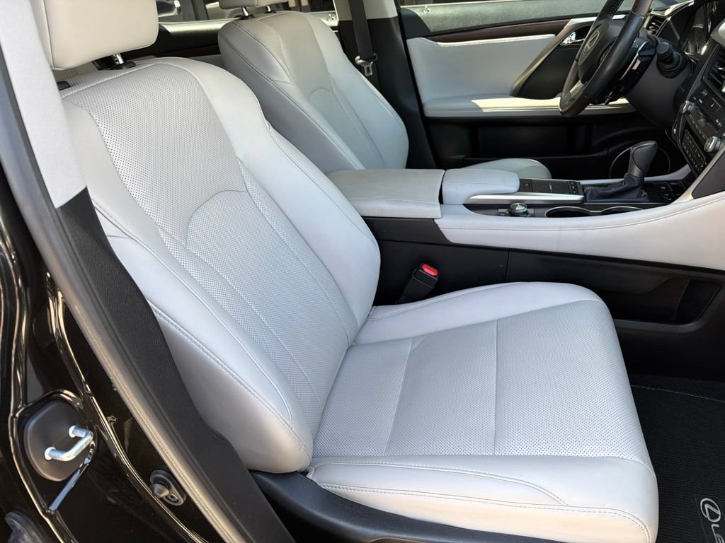 Certified 2022 Lexus RX 350 FWD w/ Premium Package image 15