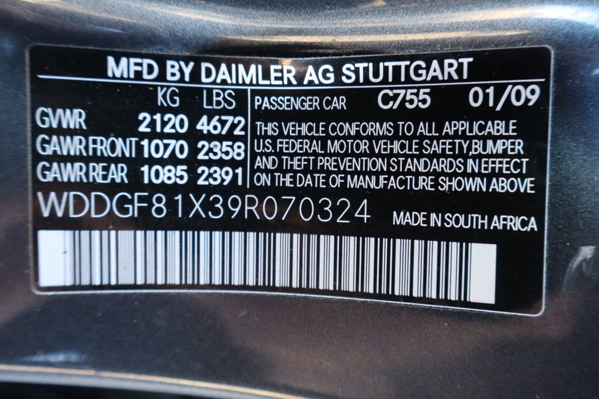 Used 2009 Mercedes-Benz C 300 4MATIC Sedan image 45