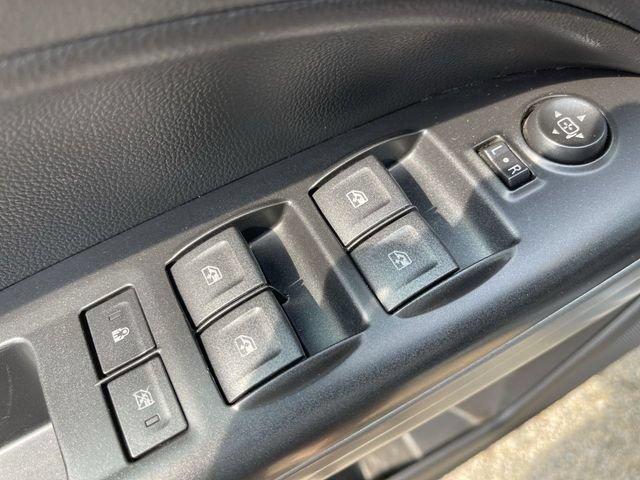 Used 2020 Chevrolet Colorado LT w/ LT Convenience Package AWD/4WD image 13